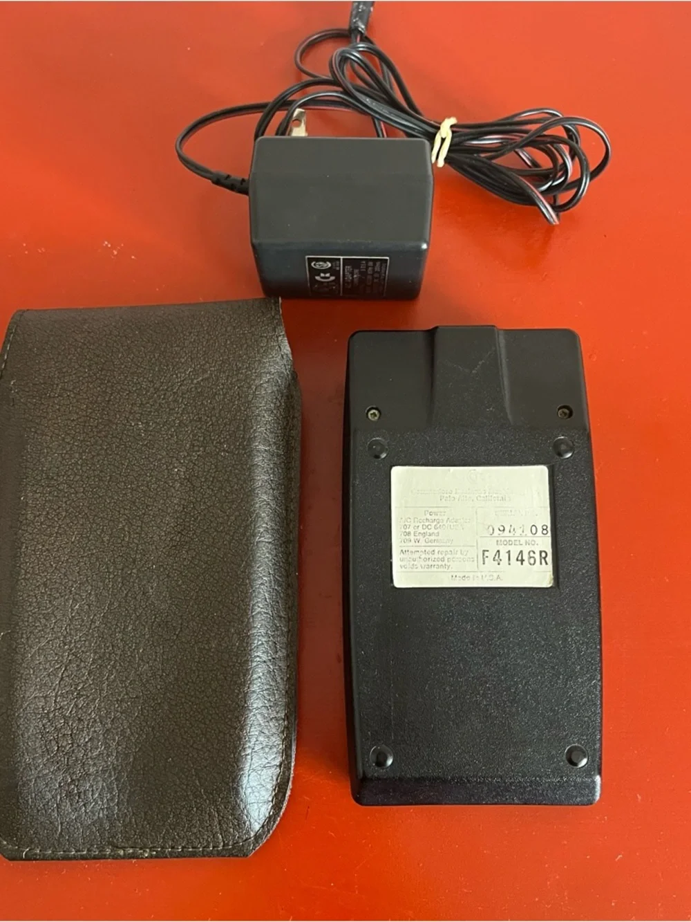 Commodore Vintage 1976 Electronic Calculator/original case/charger. Works great - Picture 8 of 8